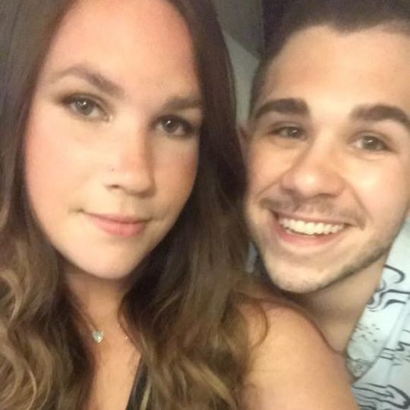 Meet your Posher, Emily - Picture 1 of 1